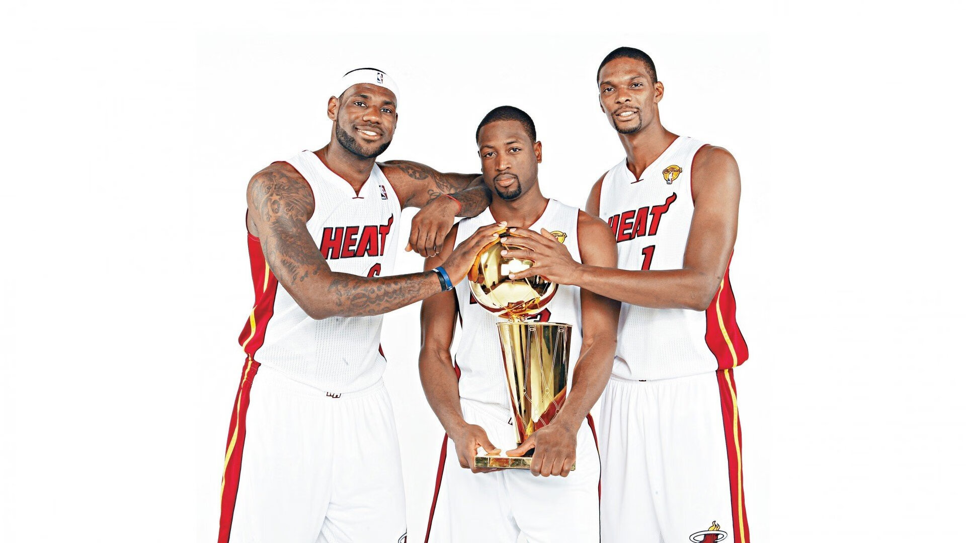 世界杯揭幕战前瞻：东道主能否打破首战不胜魔咒 成舆论焦点